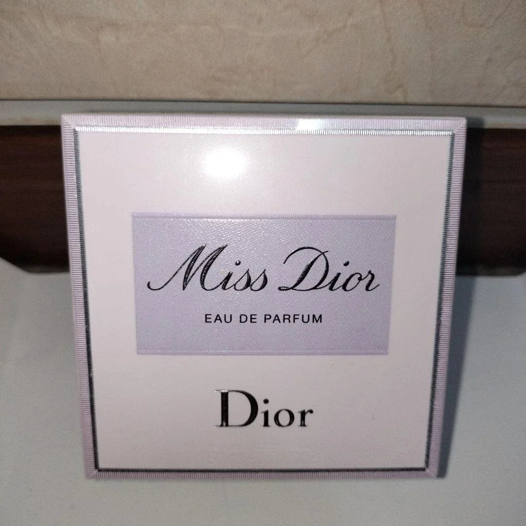 CHRISTIAN DIOR MISS DIOR Eau de Parfum Spray 50mL/1.7oz Perfume Fragrance Sealed